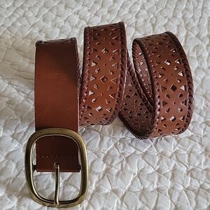 Aeropostale Women's Brown Laser Cut Detailed Stitch Genuine Leather Belt Size 40